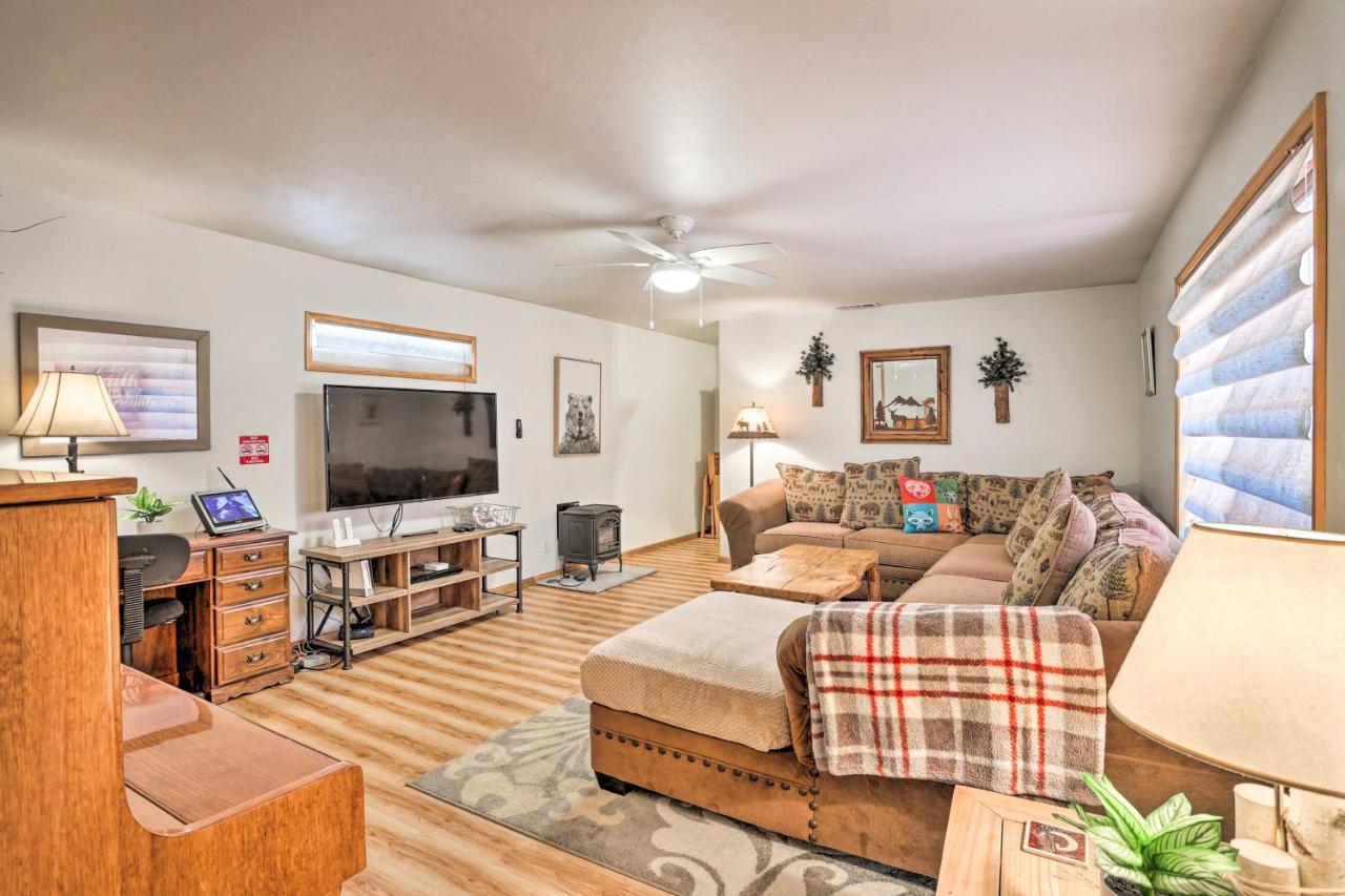 Big Bear Cabin With Deck And Hot Tub, Near Resorts! 빅 베어 레이크 외부 사진