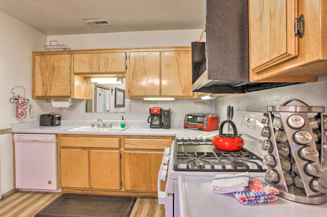 Big Bear Cabin With Deck And Hot Tub, Near Resorts! 빅 베어 레이크 외부 사진